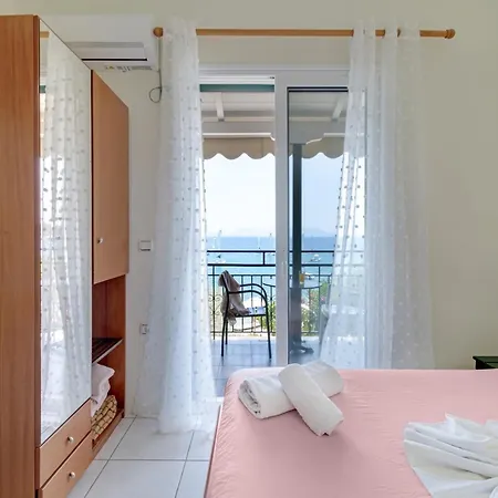 S8 Casa vacanze Nikiana